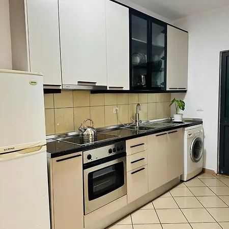 Beachside Haven - 1 Minute Away In Mali Robit, Golem, Durres Golem (Tirana)