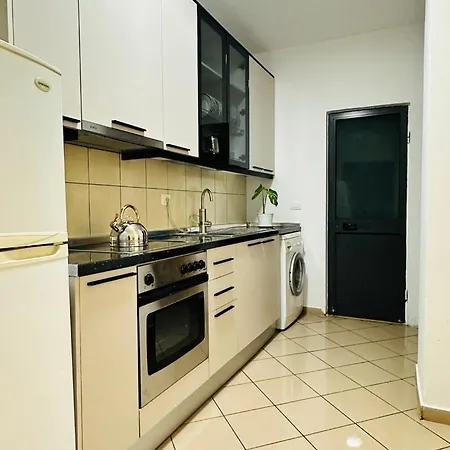 Beachside Haven - 1 Minute Away In Mali Robit, Golem, Durres Apartment Golem (Tirana)