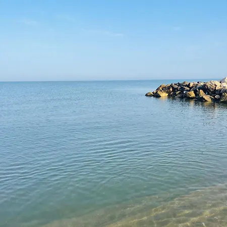 Beachside Haven - 1 Minute Away In Mali Robit, Golem, Durres * Golem (Tirana)